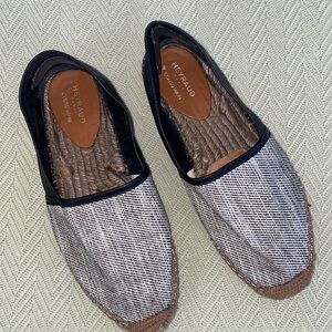 Heyraud espadrilles. Black leather and metallic fabric fronts